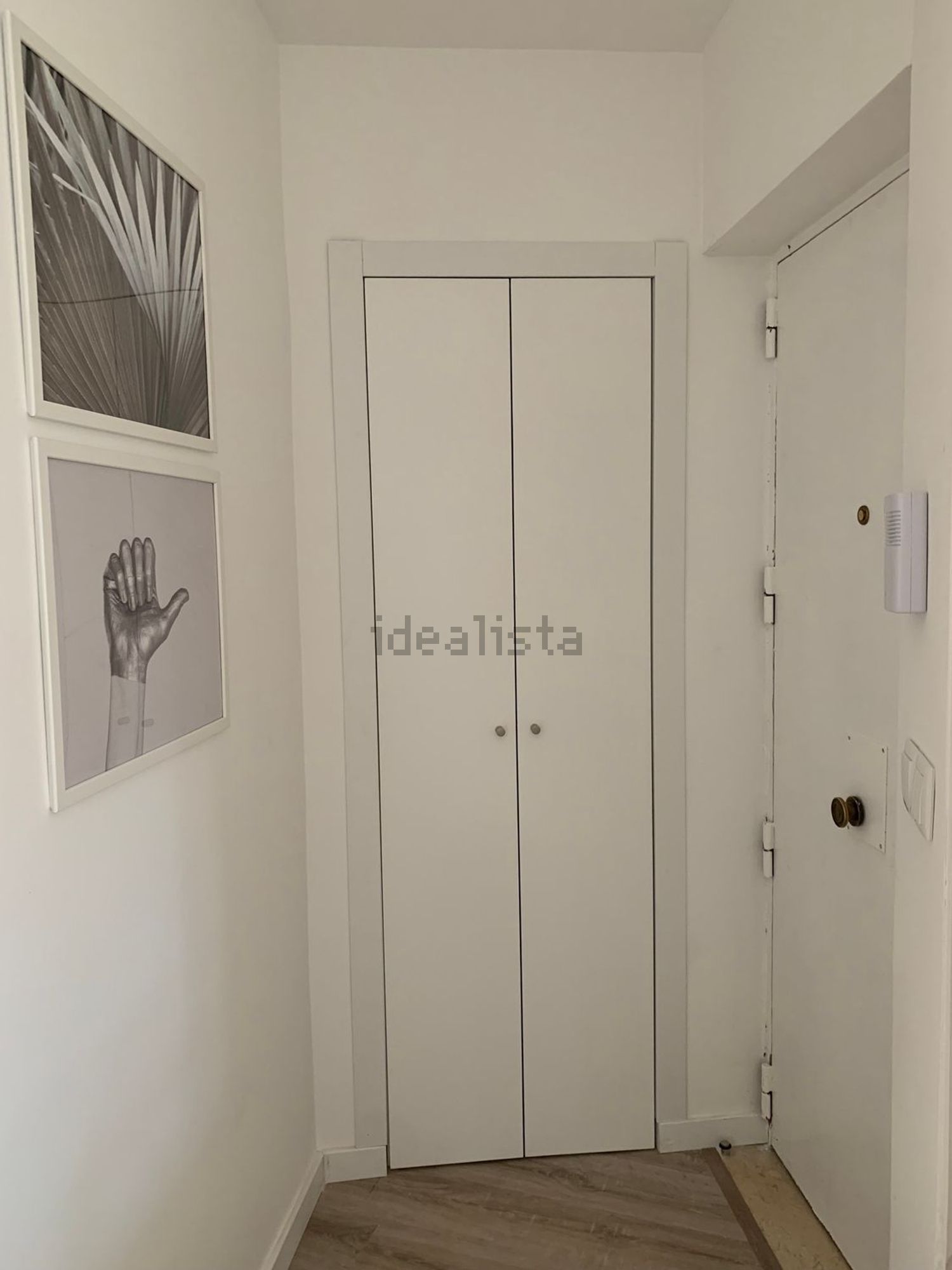 出租房间在Rua Sargento Armando Monteiro Ferreira, 17 - 前厅