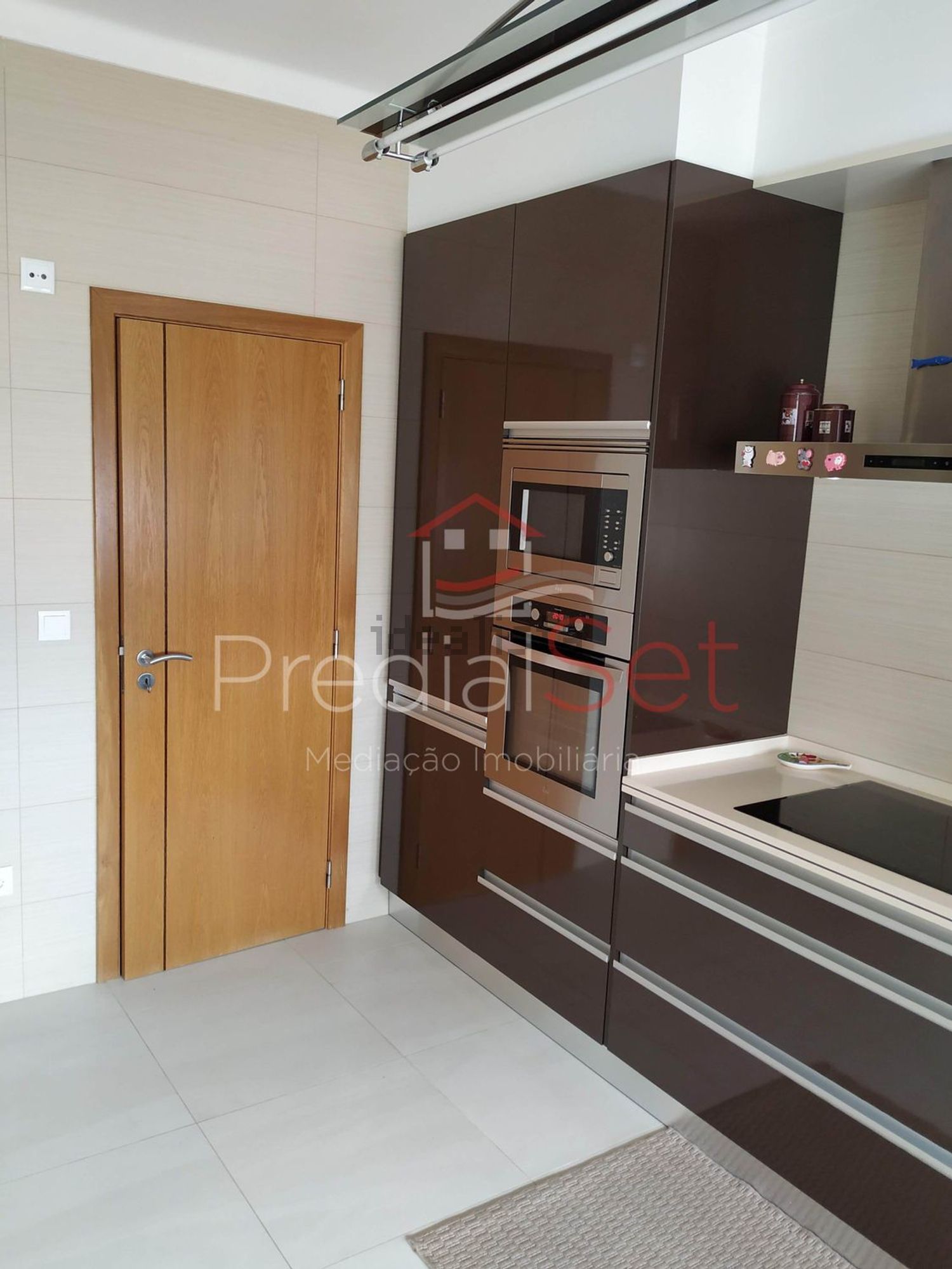 公寓 t3出售在Rua Dr. António José de Almeida, 79 - 厨房