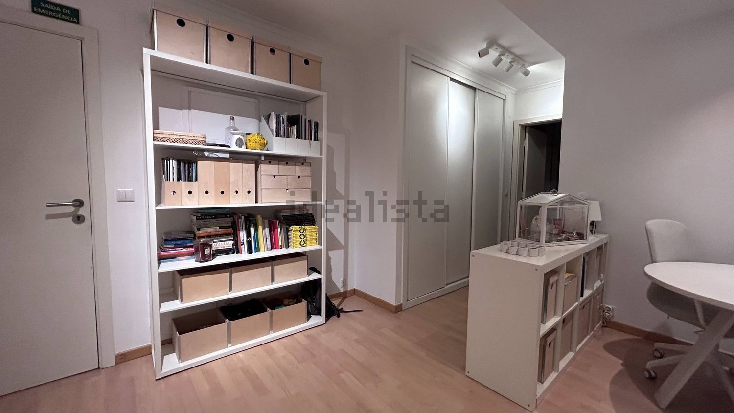 公寓 t1出售在Rua Prista Monteiro, 21 - 试衣间