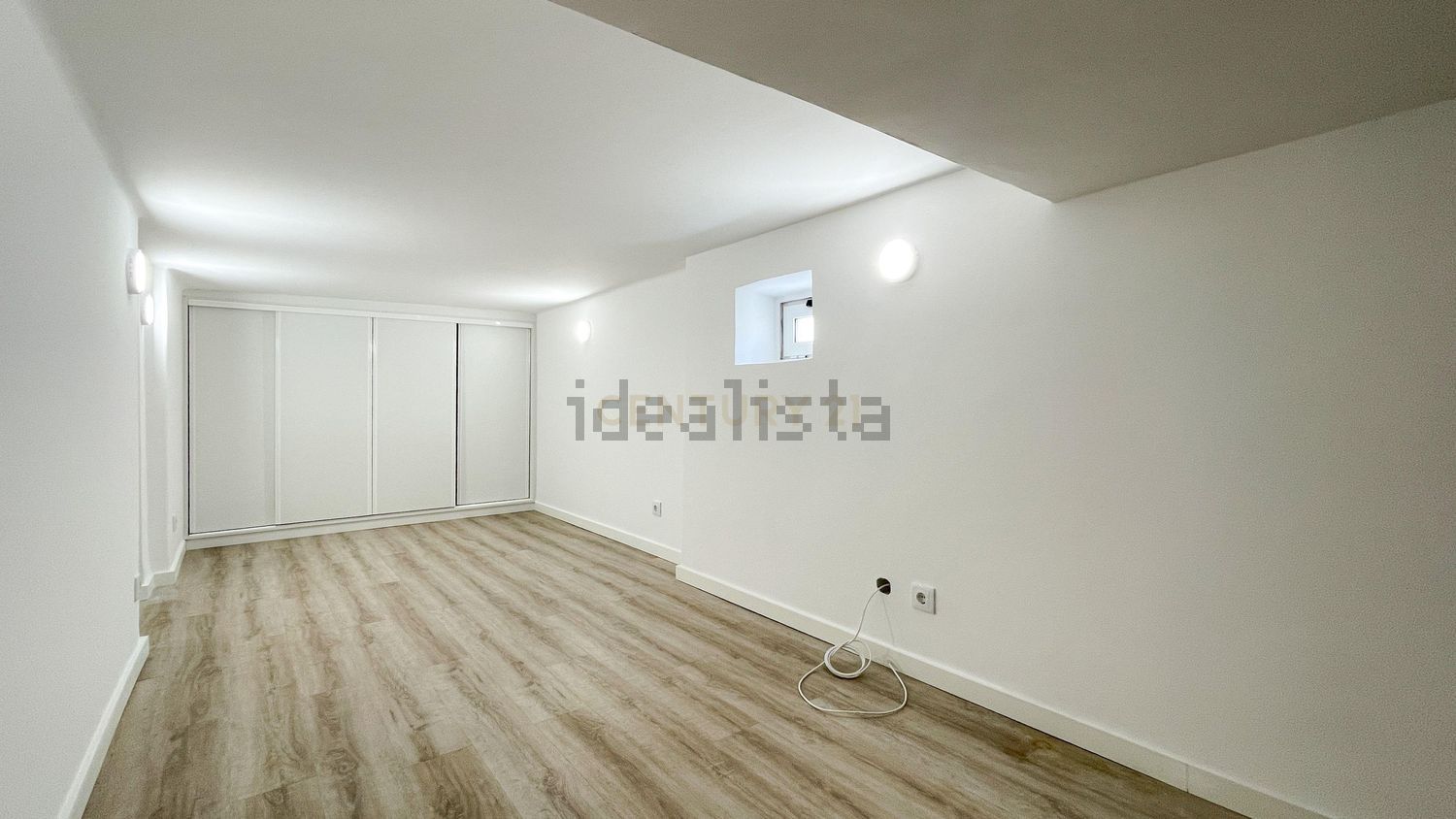 出租t0（单人公寓）在Rua Fernando Pessoa, 58 - 居住