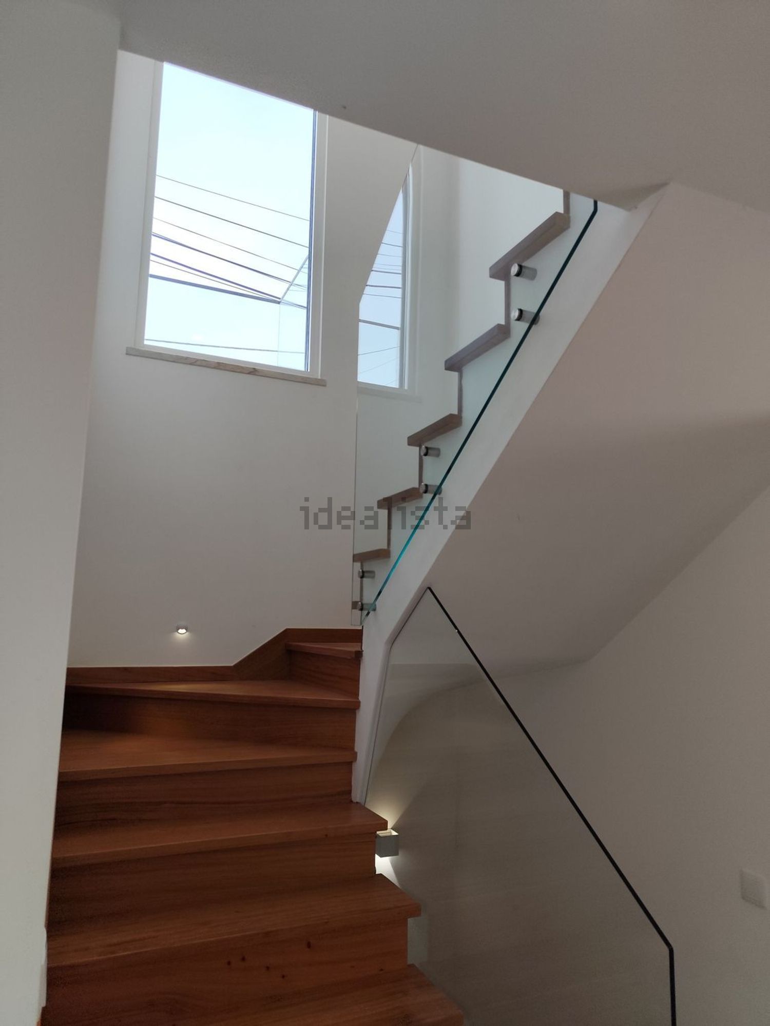 出租小楼房或独栋别墅在Praceta Santa Rita de Cássia - 详情