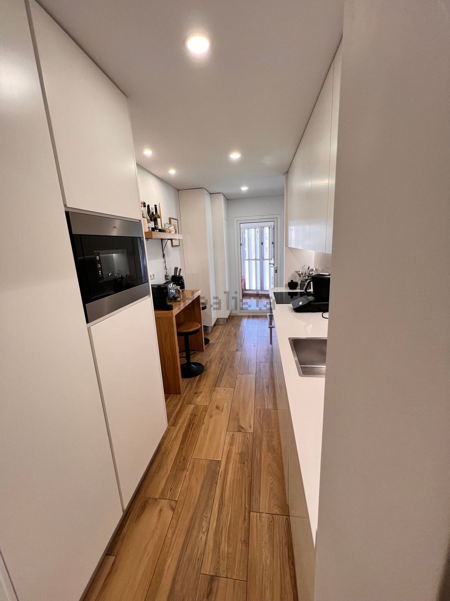 出租公寓 t3在Rua Guiomar Torresão, 61 - 厨房