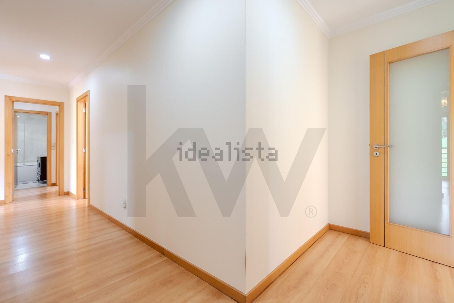 公寓 t4出售在Rua Torcato Jorge, 29 - 过道