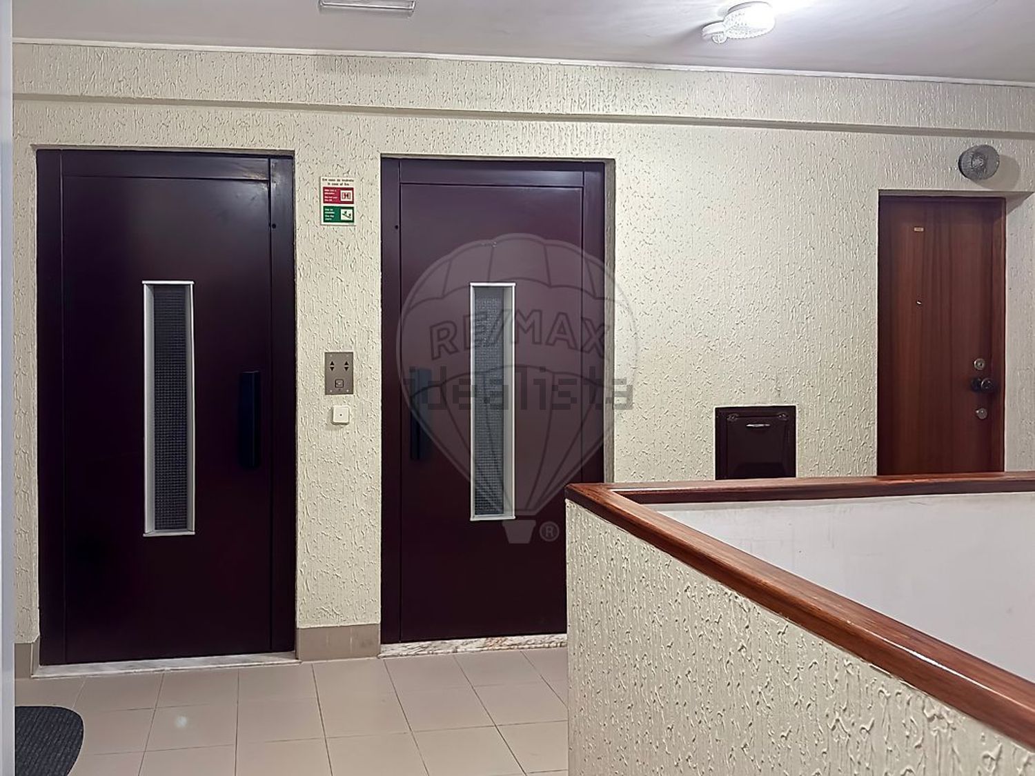 出租公寓 t2在Rua Ary dos Santos - 照片