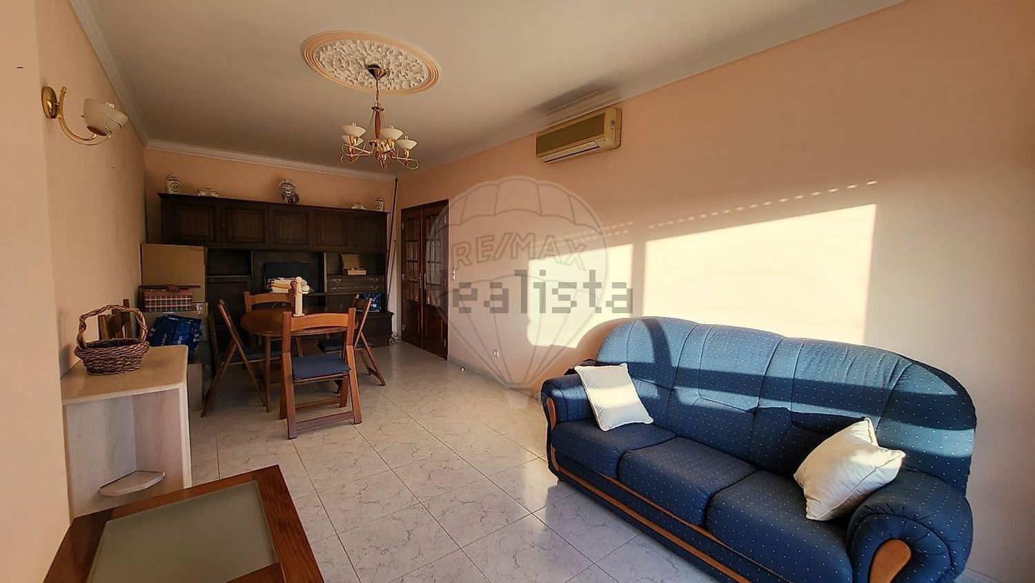 公寓 t2出售在Praceta João Rodrigues Cabrilho - 客厅