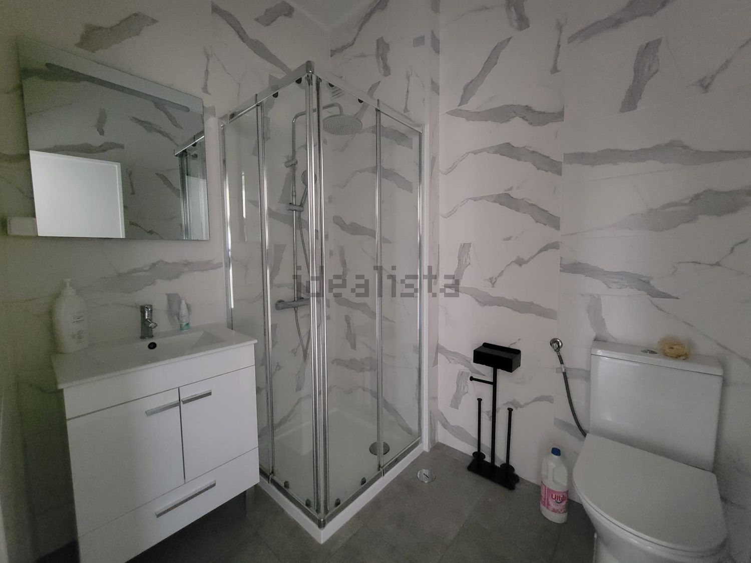 出租公寓 t2在Rua Cidade de Aveiro - 卫生间