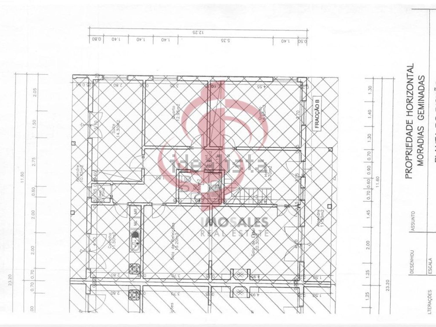 小楼房或独栋别墅出售在Rua Major Rosa Bastos - 平面图