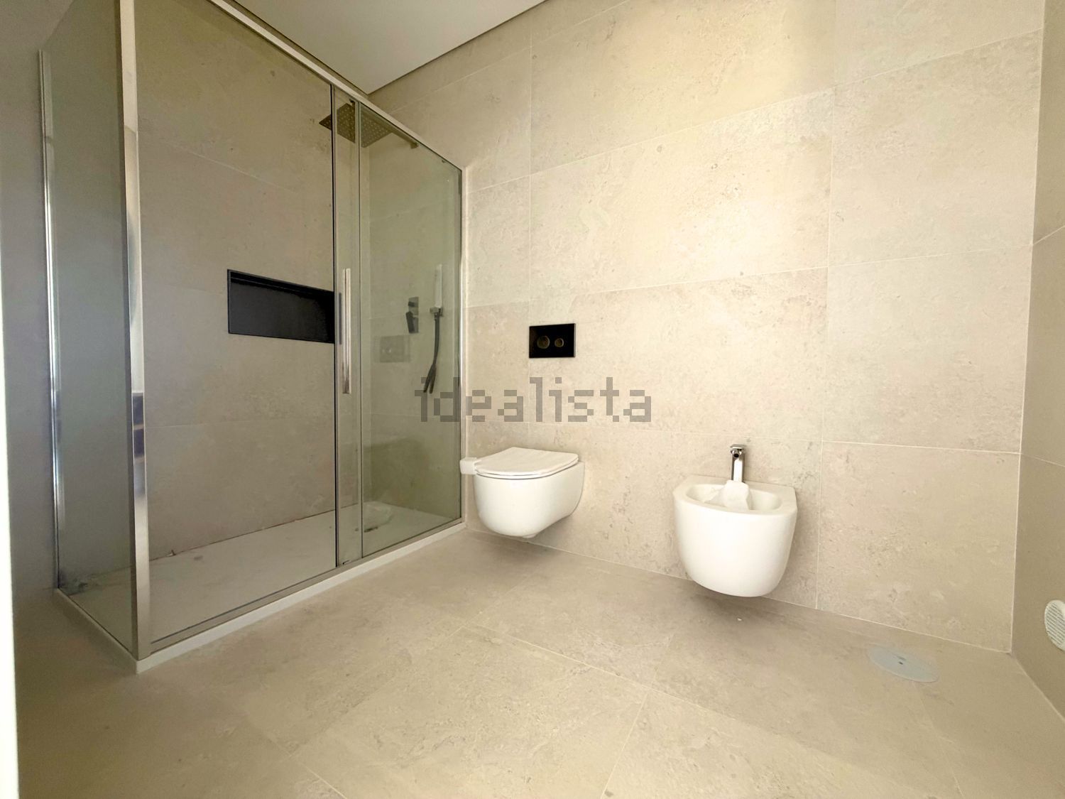 出租公寓 t2在Porto Salvo - 卫生间