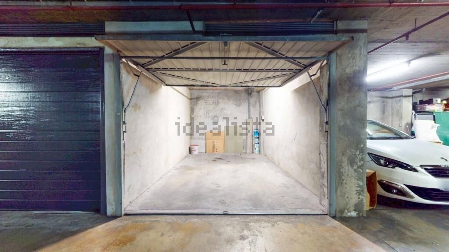 出租公寓 t3在Alto dos Moinhos - 停车位