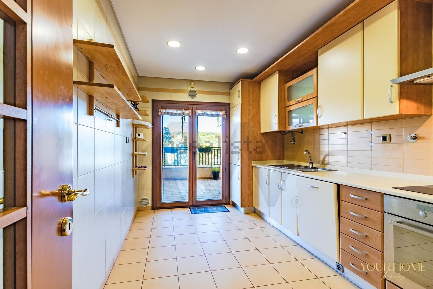 出租公寓 t3在Santo António dos Cavaleiros e Frielas - 厨房