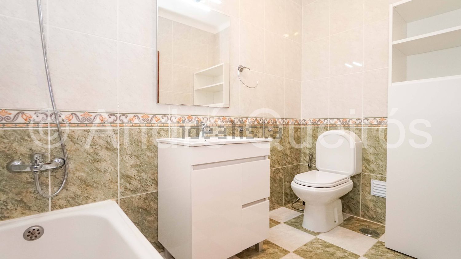 出租公寓 t2在Rua Rogério Pedro, 2890 -089 - 卫生间