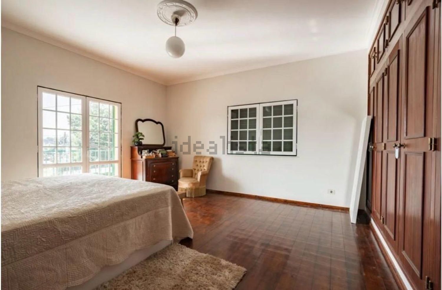 小楼房或独栋别墅出售在Lagoinha - Vale de Touros - 居住