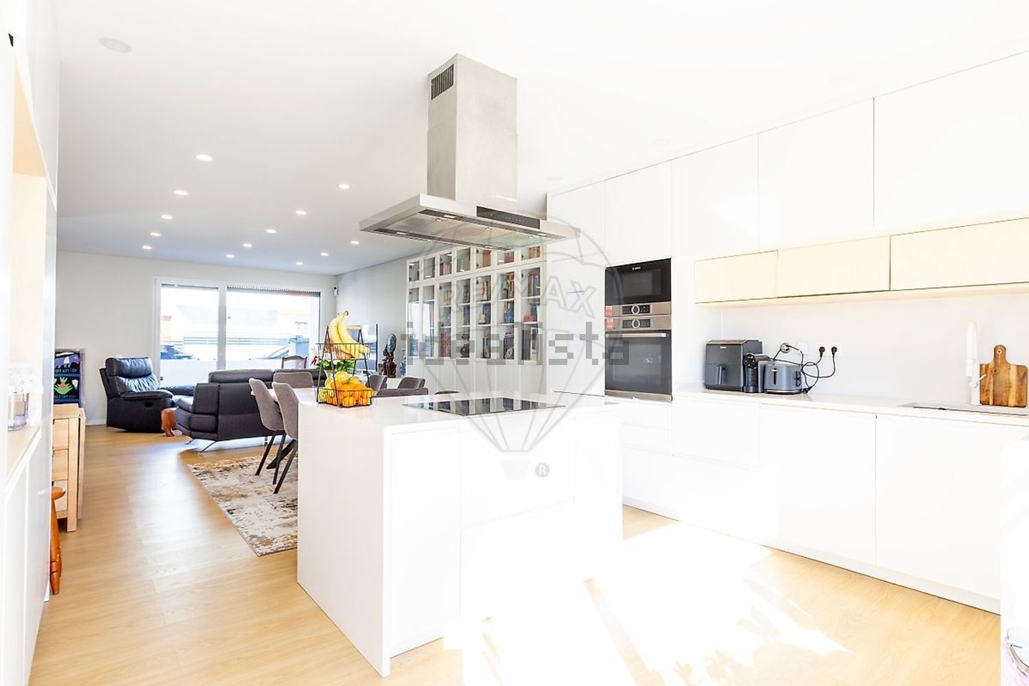 小楼房或独栋别墅出售在Rua e - 厨房