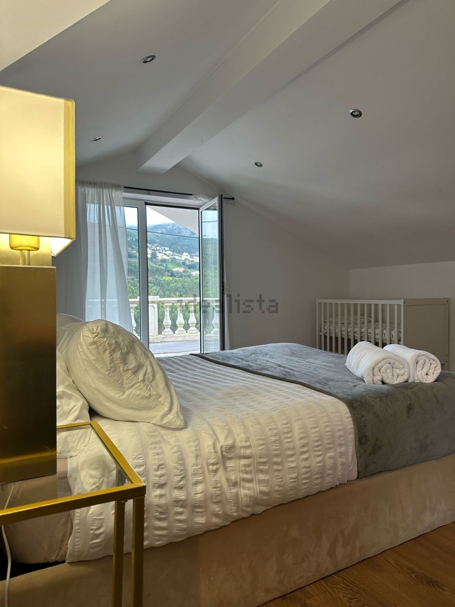 小楼房或独栋别墅出售在Rua 4 de Agosto, 26 - 卧室