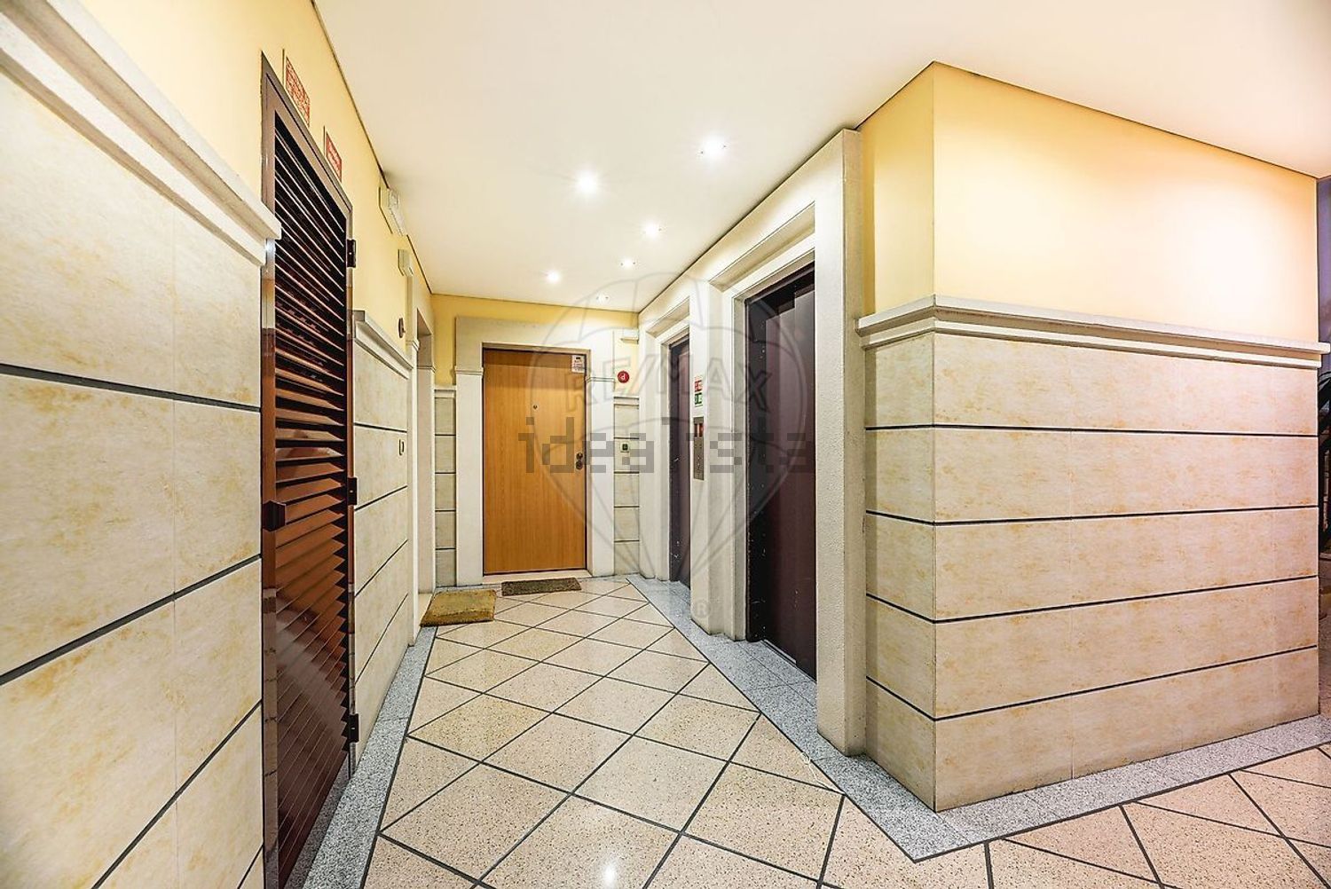 出租公寓 t2N10 - 过道