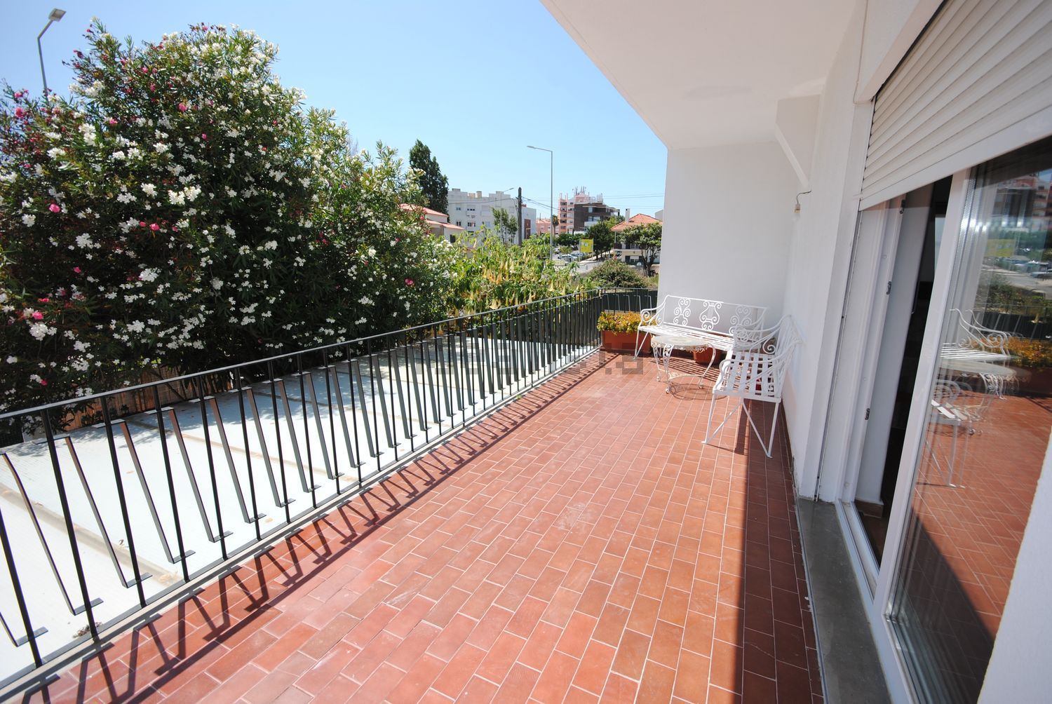 出租小楼房在Rua Dom Luís de Ataíde - 阳台