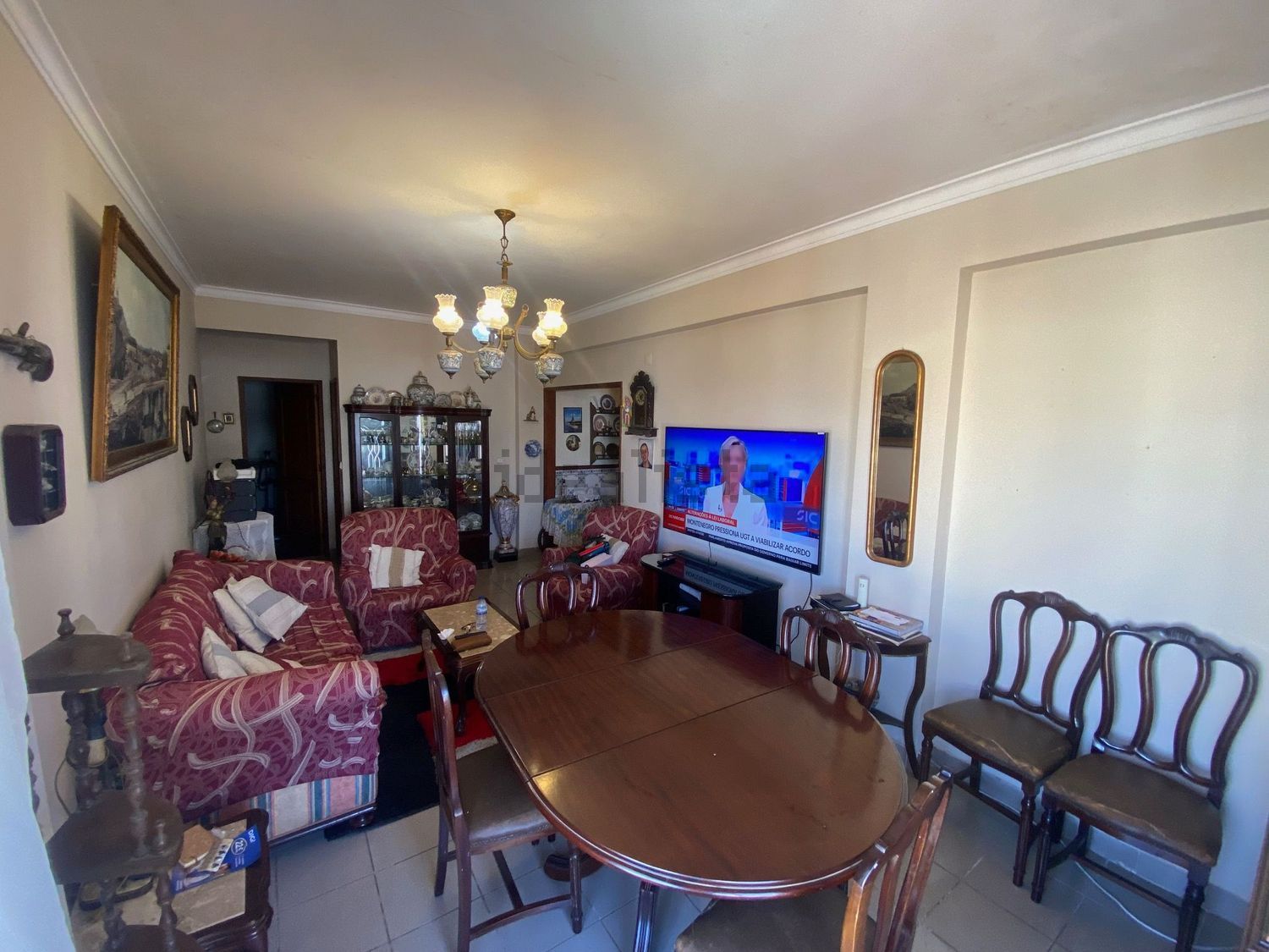 公寓 t2出售在Rua José Elias Garcia - 客厅