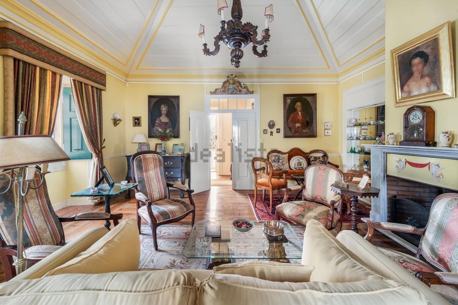 农庄出售在Dois Portos e Runa - 客厅