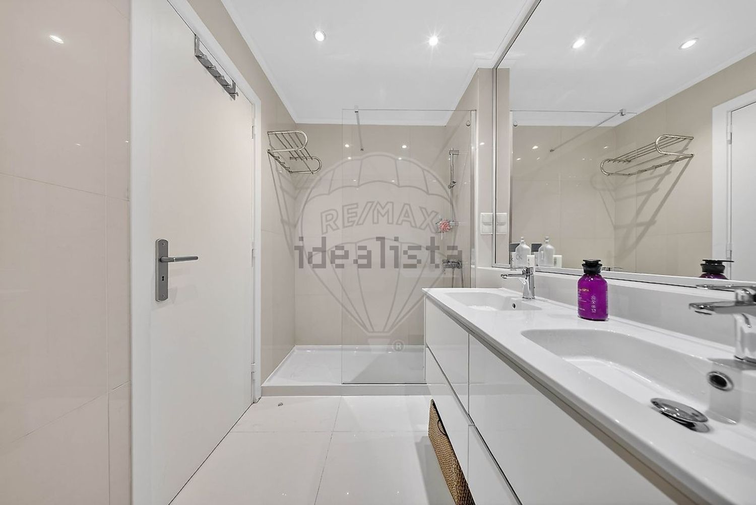 公寓 t3出售在Rua Públia Hortênsia de Castro - 卫生间