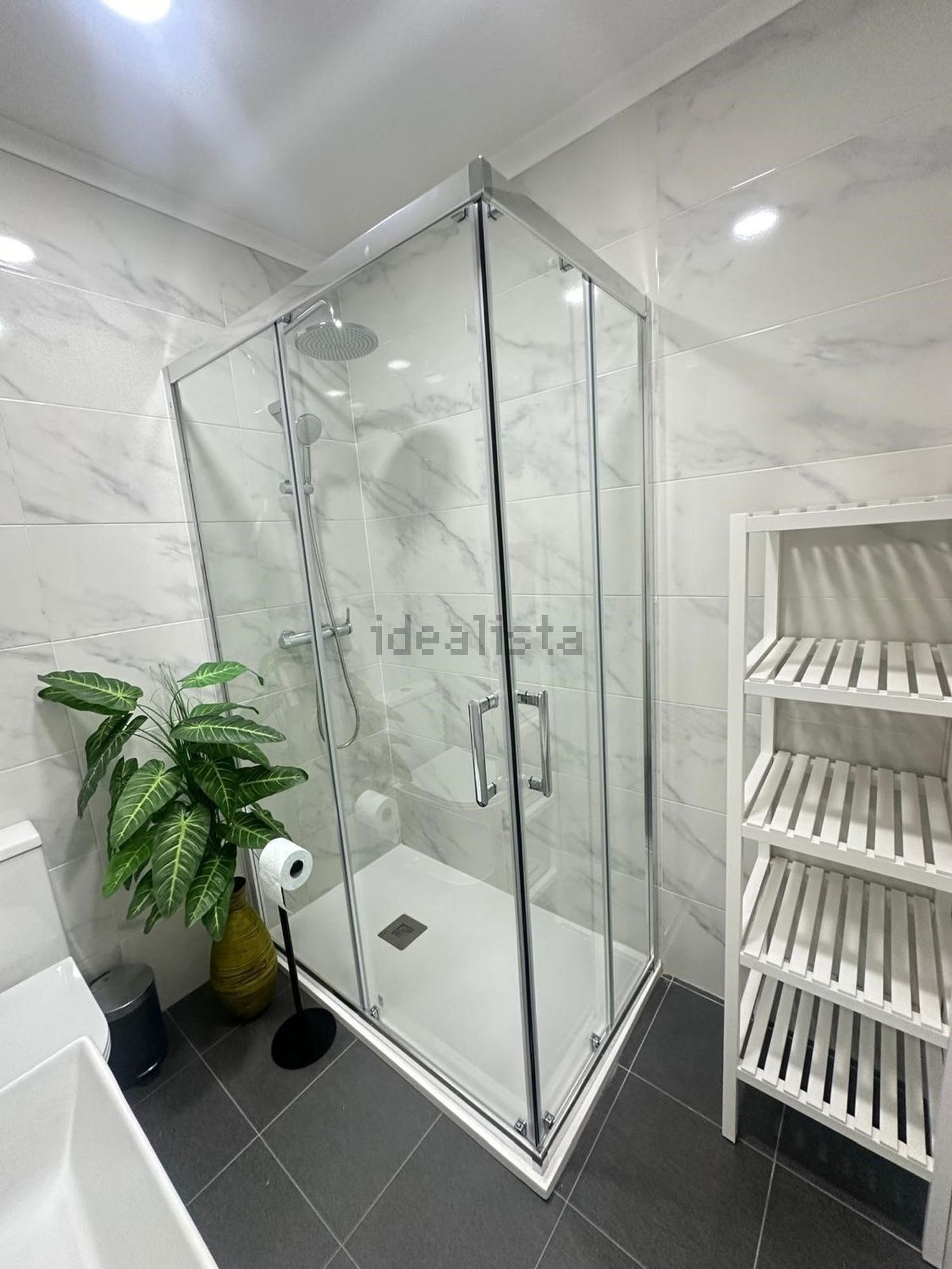 出租房间在Avenida Dom Dinis, 94 b - 试衣间