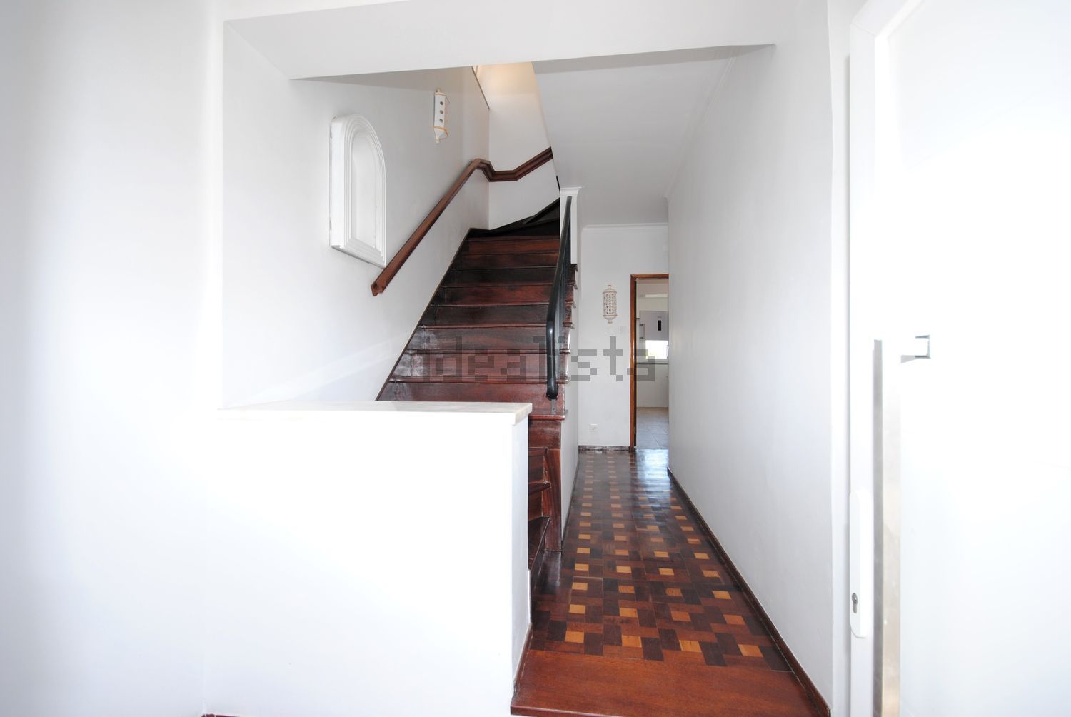 出租小楼房在Rua Dom Luís de Ataíde - 详情