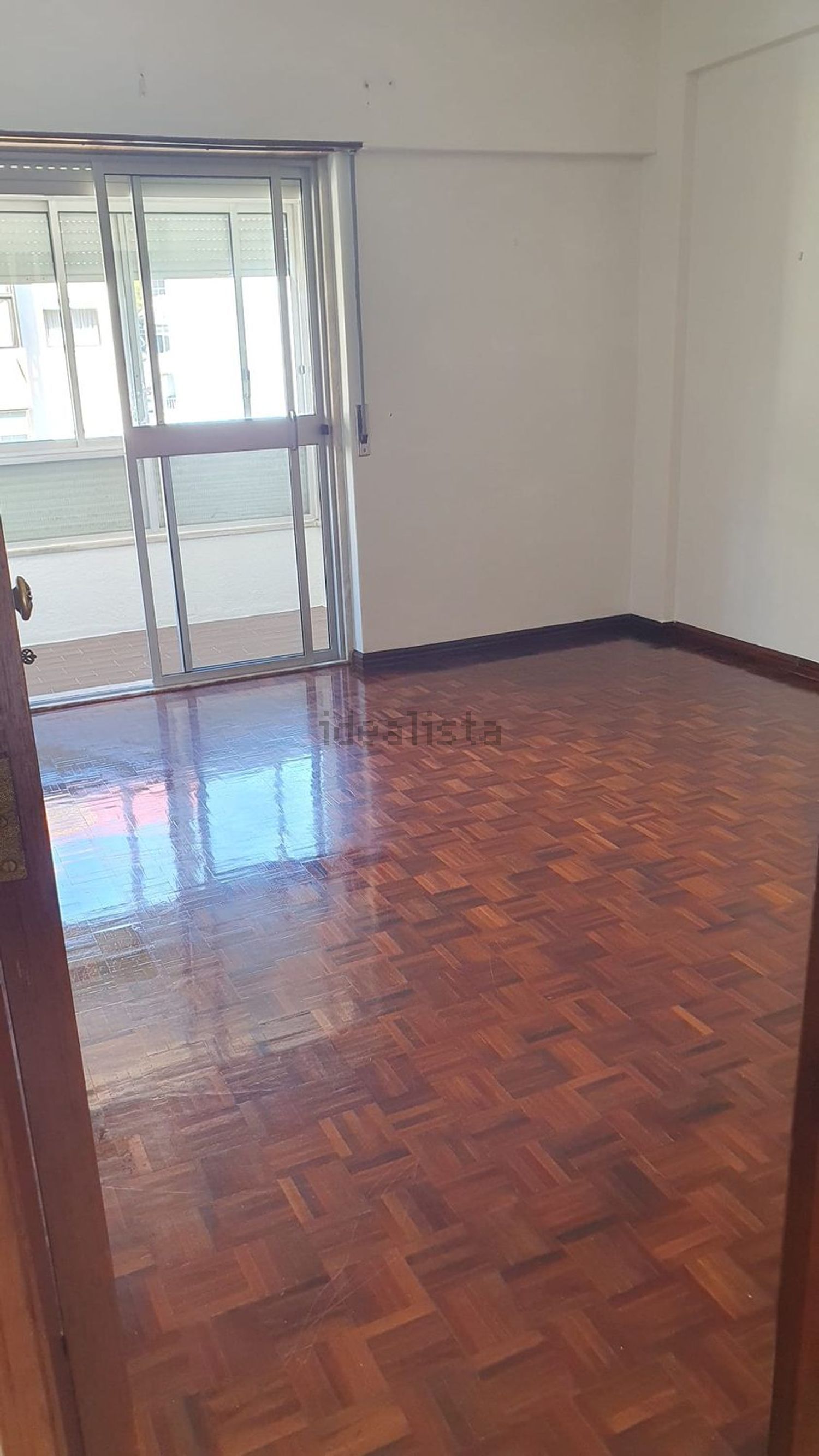 公寓 t3出售在Rua Barbosa Du Bocage, 3 - 4º.D - 居住