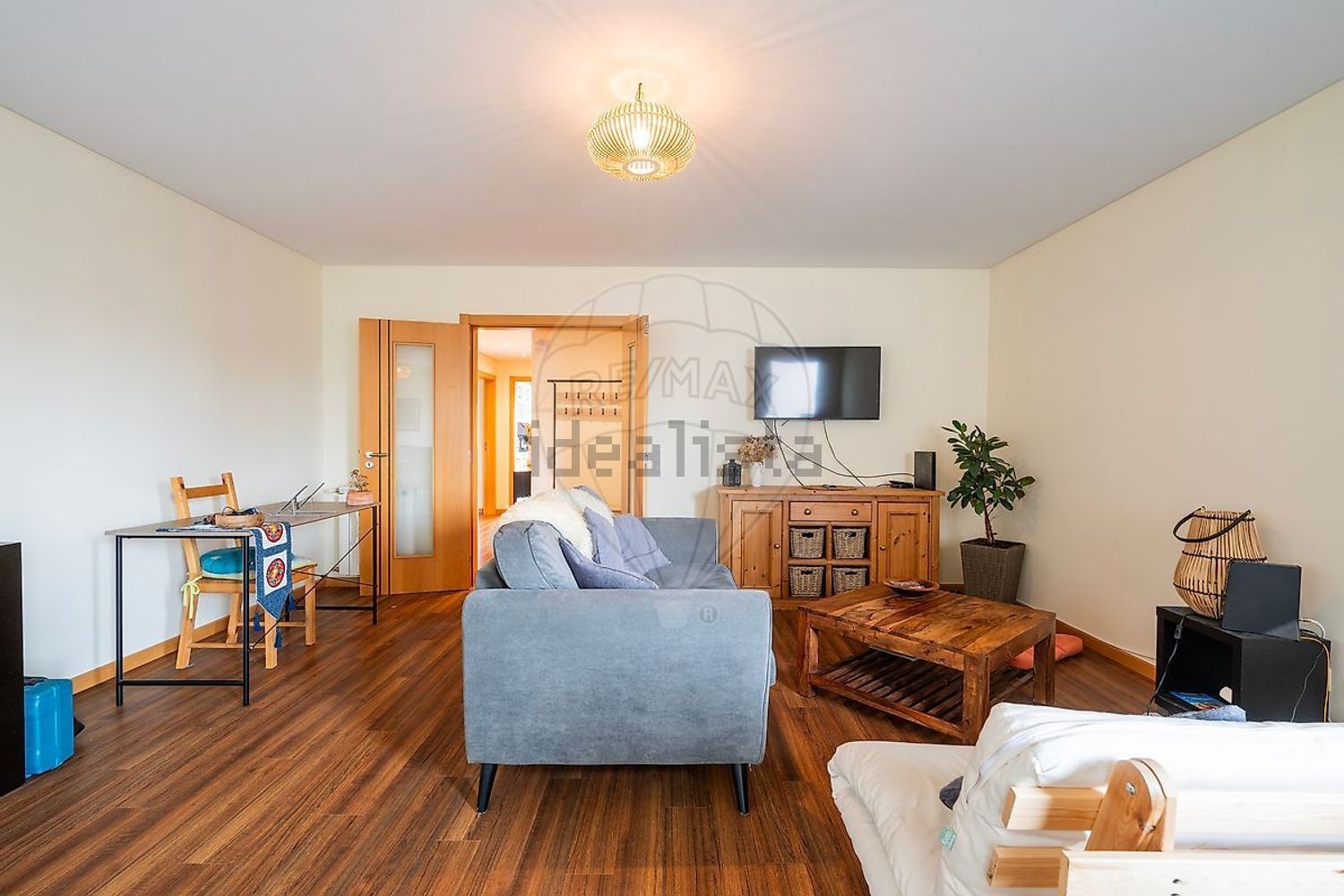 出租公寓 t2在Rua Heróis de Mucaba - 客厅