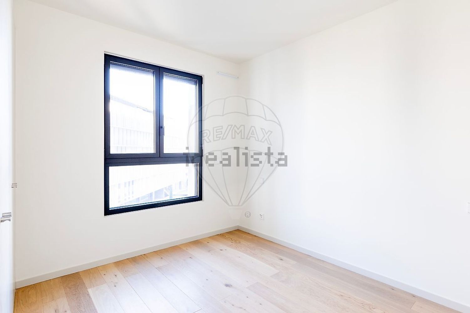 出租公寓 t2在Avenida Fernando Pessoa - 居住