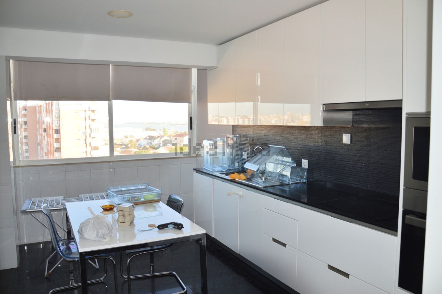 公寓 t4出售在Avenida Alfredo da Silva - 厨房