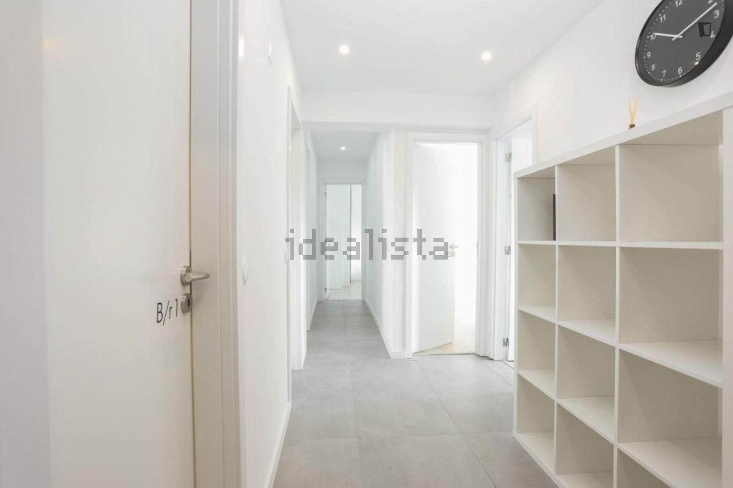 出租房间在Rua Guiomar Torresão - 试衣间