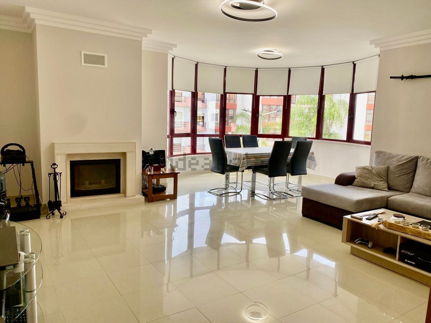 出租公寓 t3在Rua Rui Luis Gomes, 90 - 客厅