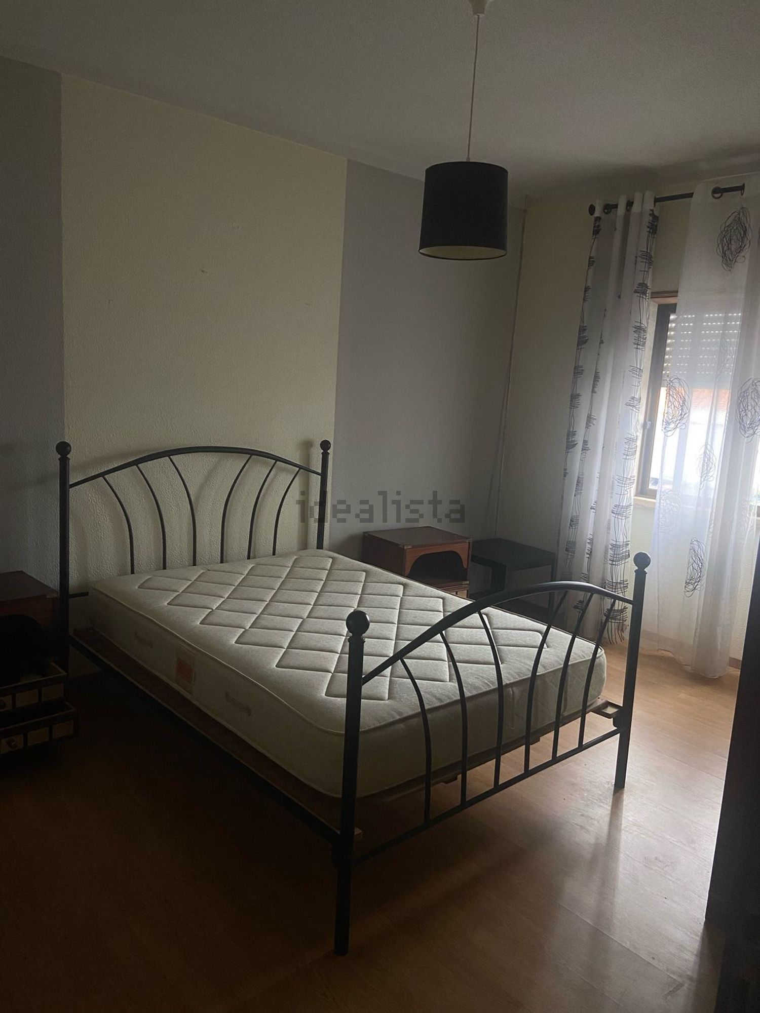 出租小楼房或独栋别墅在Rua Principal, 13 - 卧室