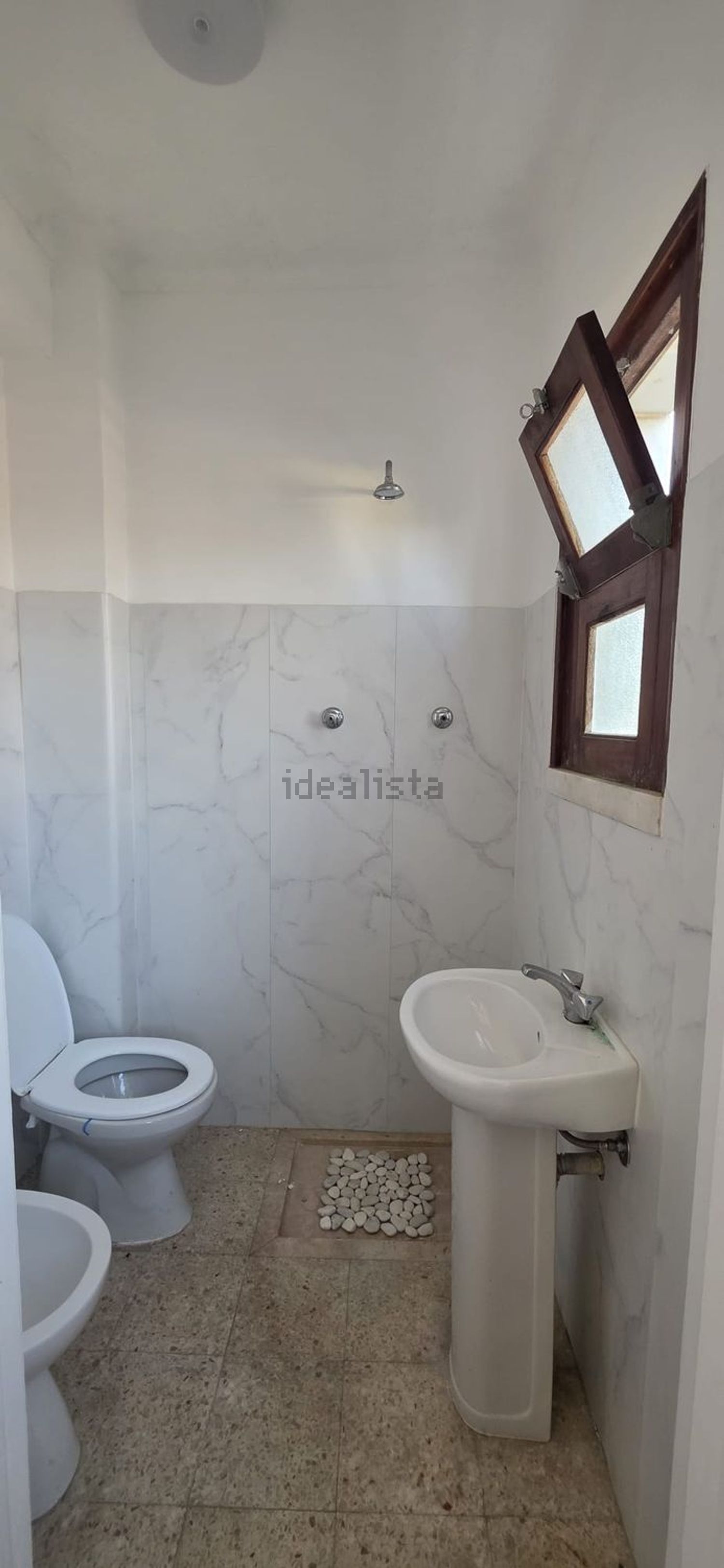 出租房间在Rua Júlio Dinis, 20 - 卫生间