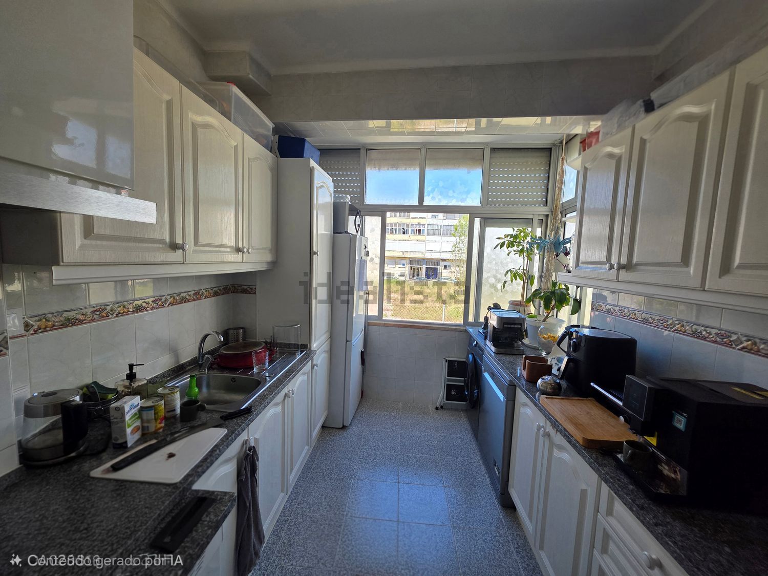 出租公寓 t2在Rua Doutor António José de Almeida, 39 - 厨房