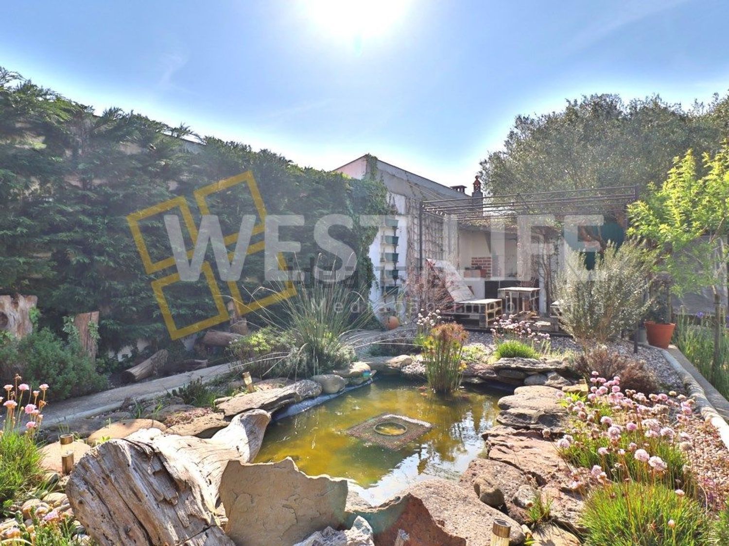 小楼房或独栋别墅出售在Centro - 照片