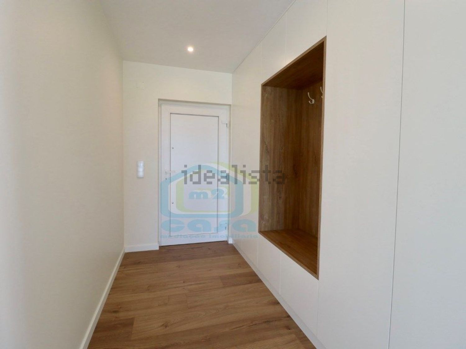 小楼房或独栋别墅出售在Rua das Flores - 前厅