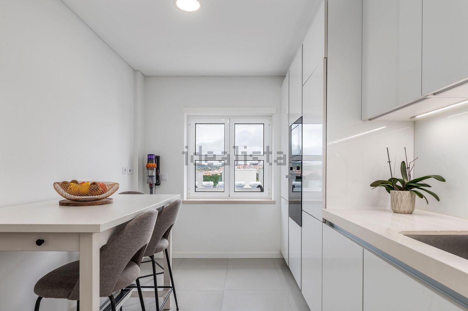 公寓 t2出售在Rua Corpo Nacional de Escutas - 厨房