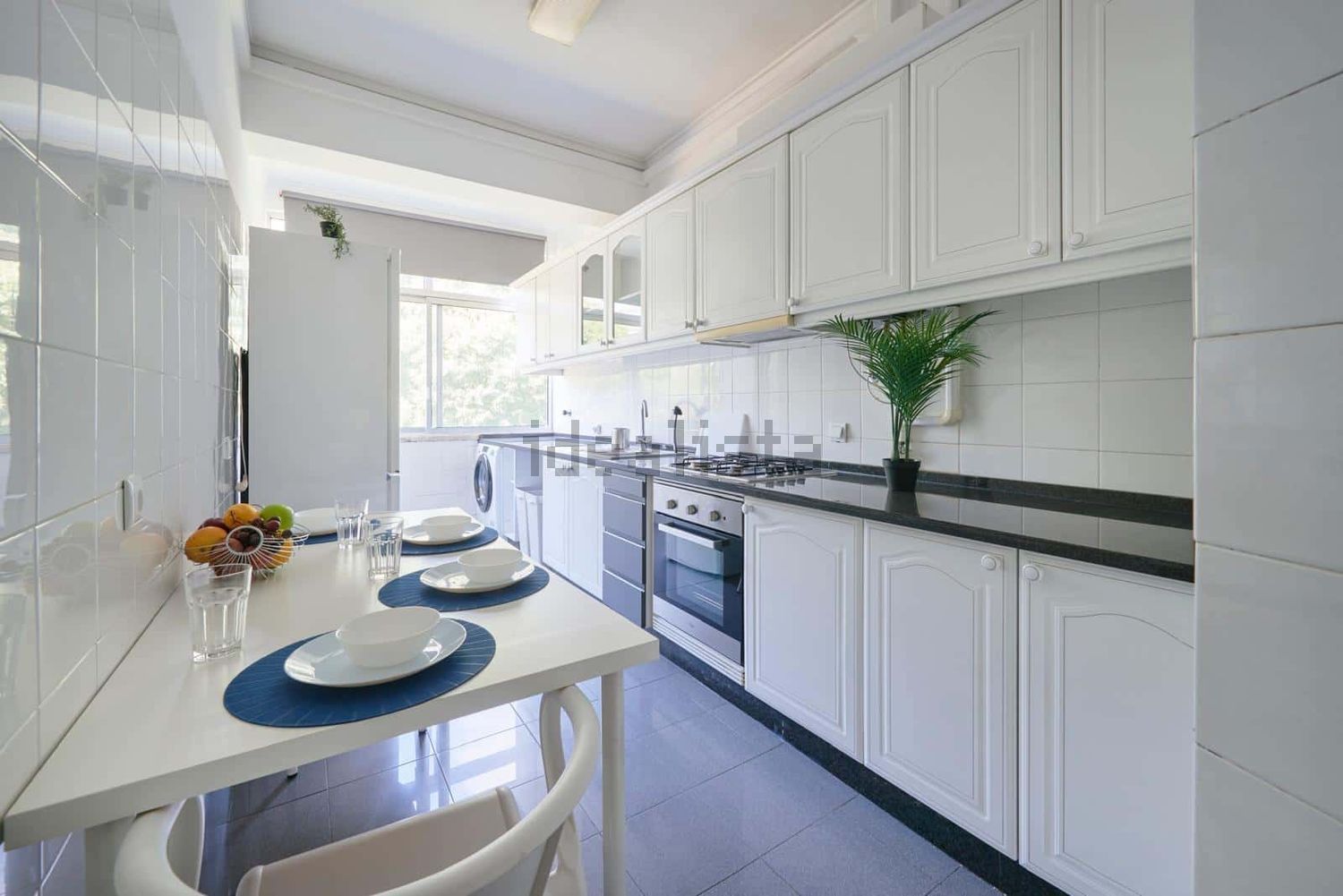 出租房间在Praça Capitães de Abril, 6 a - 厨房