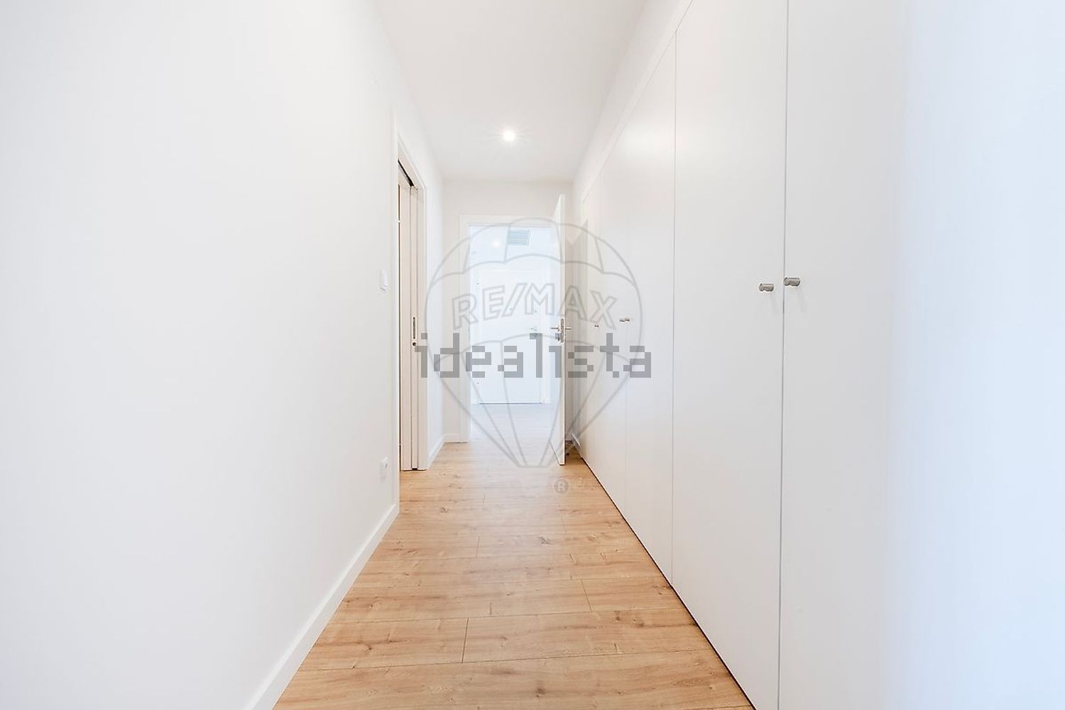 公寓 t3出售在Rua André de Gouveia - 过道