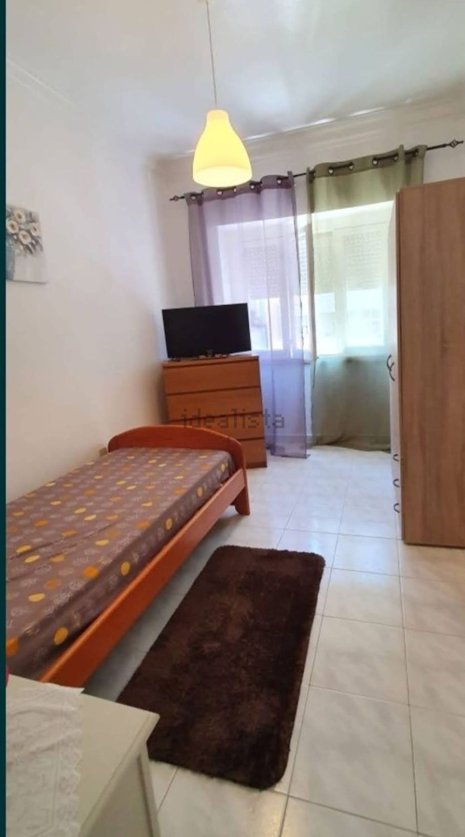 出租房间在Rua 1º de Dezembro, 34 - 卧室