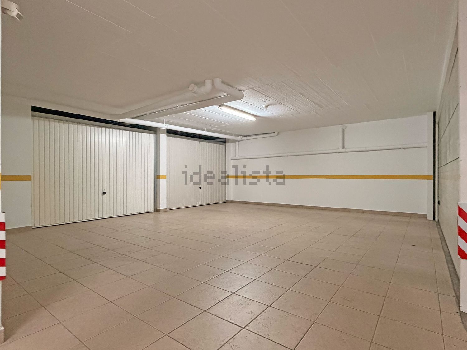 公寓 t3出售在Rua 1 de Novembro - 停车位