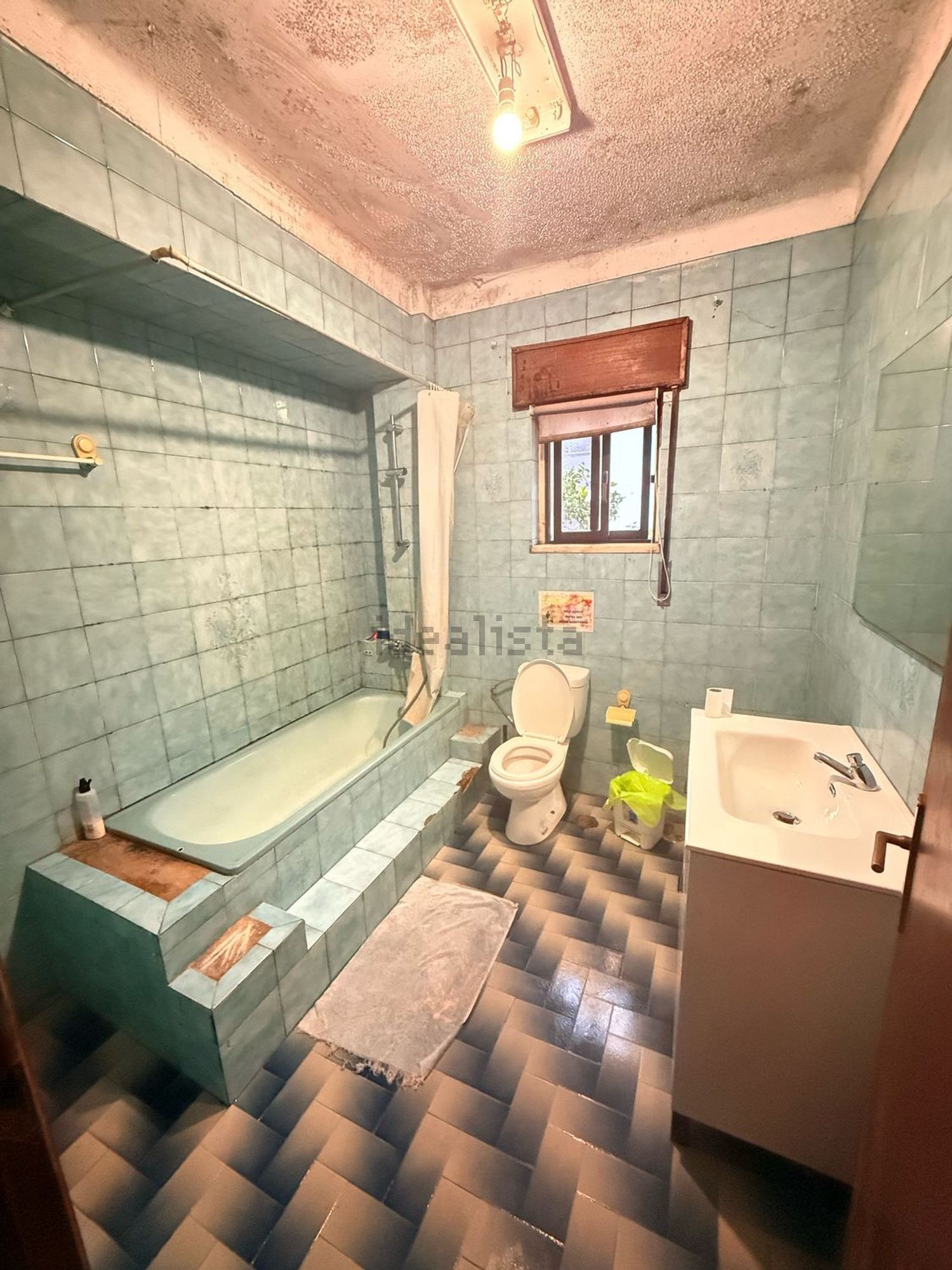 出租房间在Rua Cidade de Olhão, 142 - 卫生间