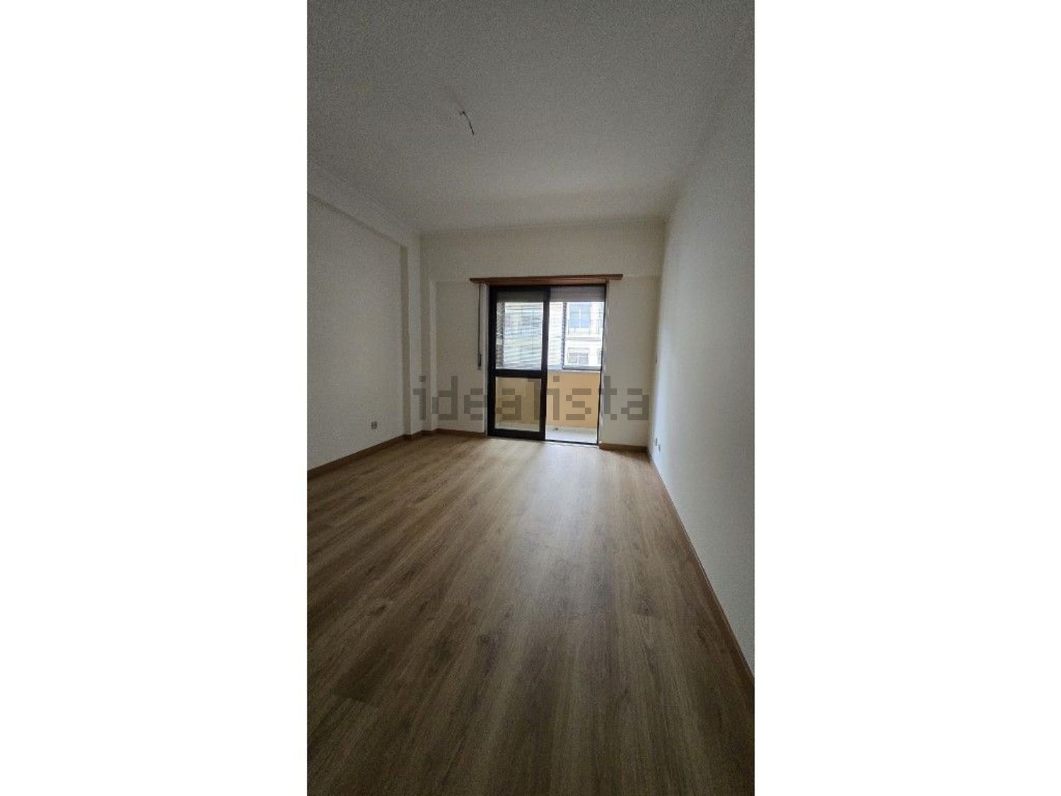 出租公寓 t3在Avenida Vasco da Gama Fernandes, 11 - 卧室