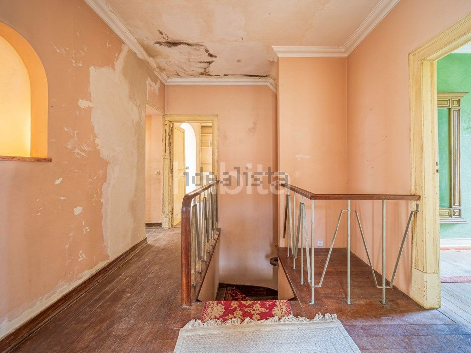 小楼房或独栋别墅出售在Rua Guilherme de Almeida, 9 - 详情