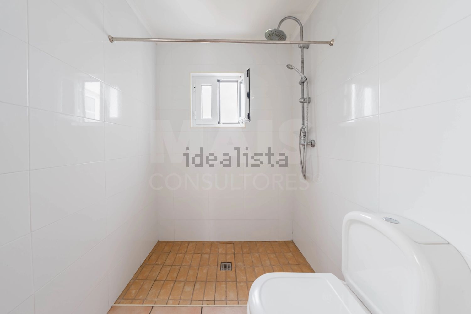 小楼房或别墅出售在Vimeiro - 卫生间