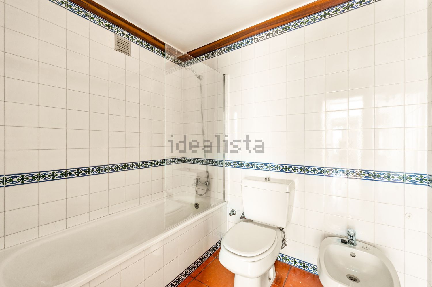 出租双拼别墅在Rua Ribatejo, 42 - 卫生间