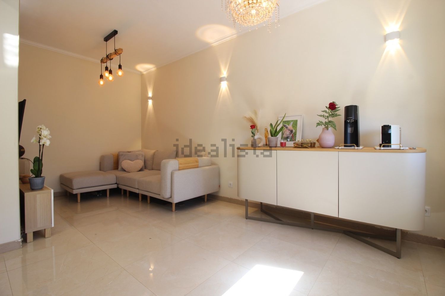 公寓 t2出售在Praça São Bartolomeu, 6 - 客厅