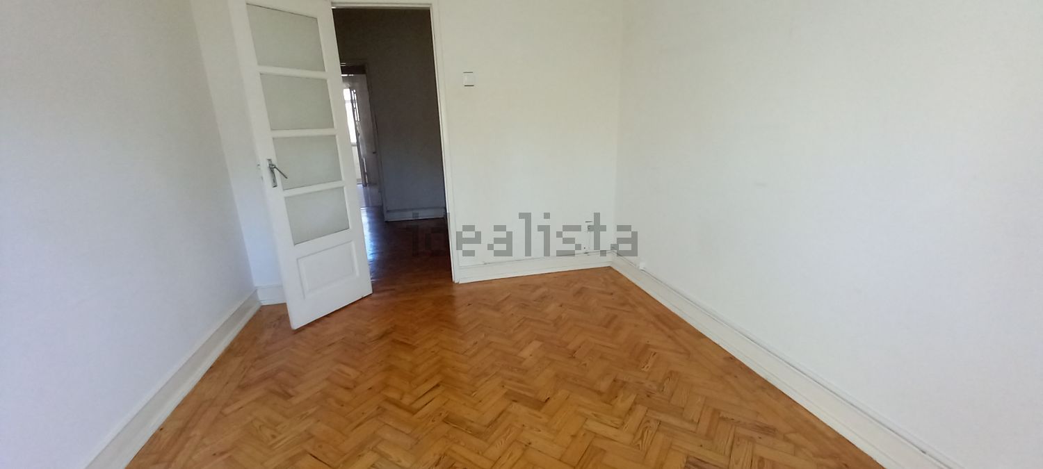 出租公寓 t3在Rua 1º de Maio s/n - 居住