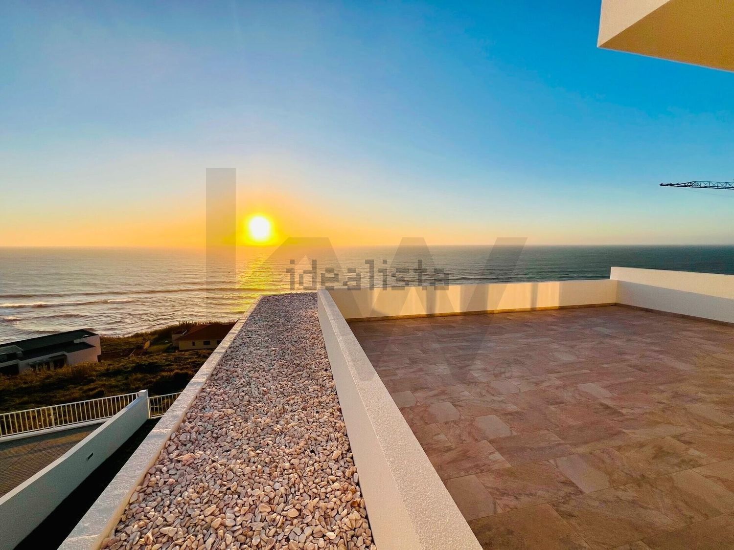 小楼房或独栋别墅出售在Rua das Salemas s/n - 视线