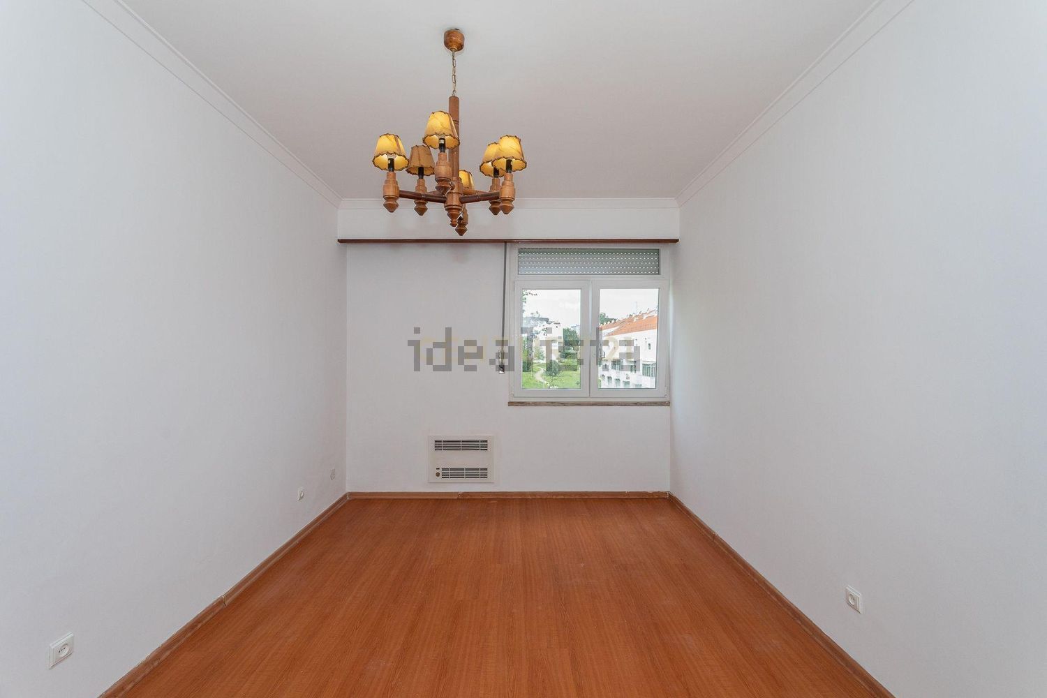 公寓 t3出售在Rua Capitão Tenente Oliveira e Carmo, 143 - 居住